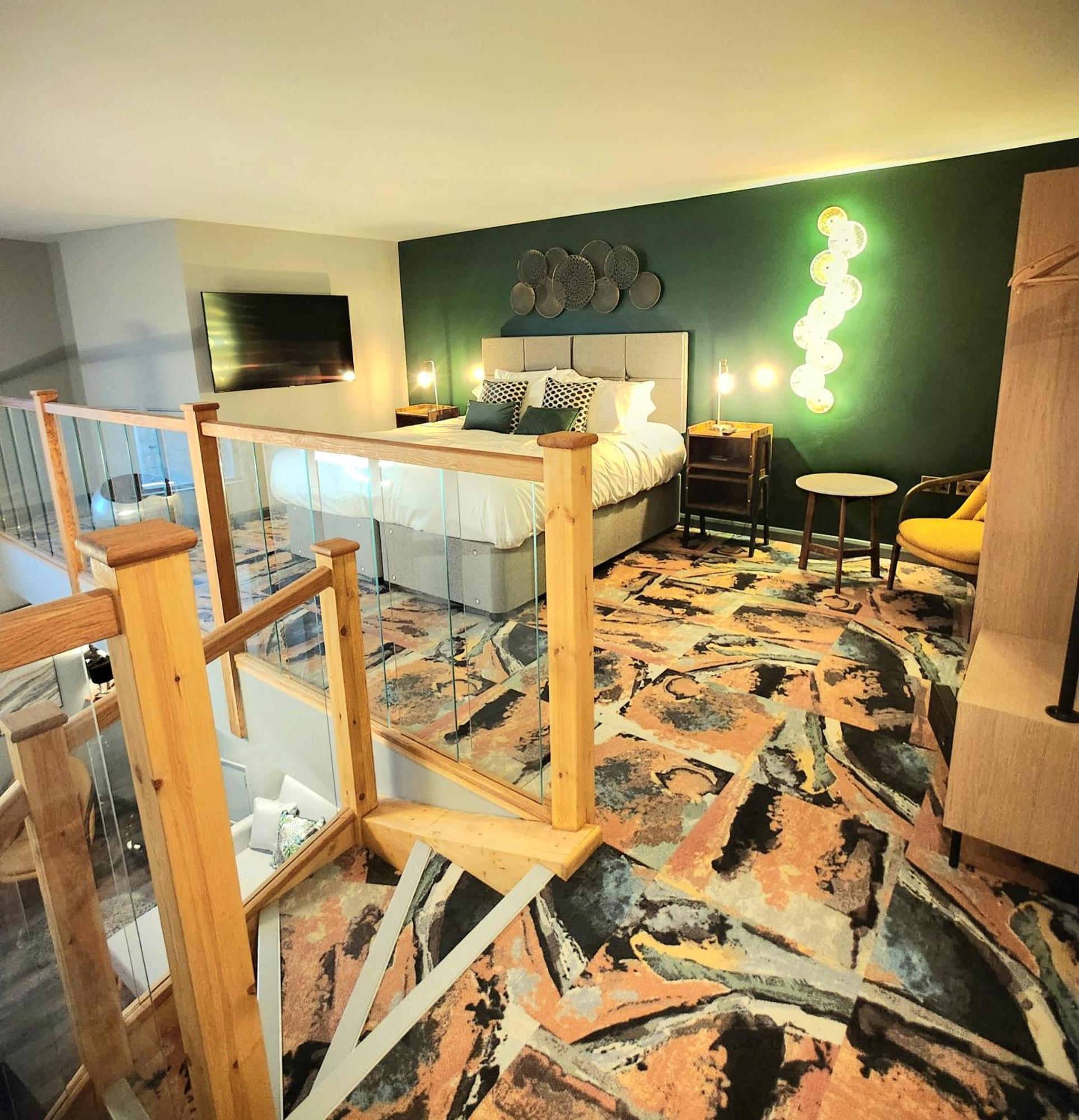 Pinnacle Suites Hotel Cowes  Bagian luar foto